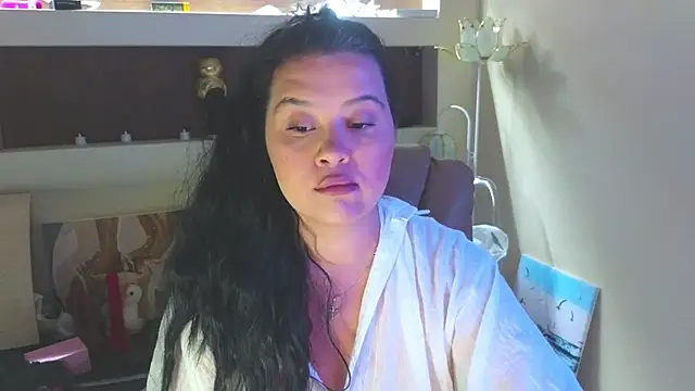 Snapshot of Malika_uAngel chatting on 06-12-26, 12:09 Malika uAngel online show from 06-12-26, 12:09