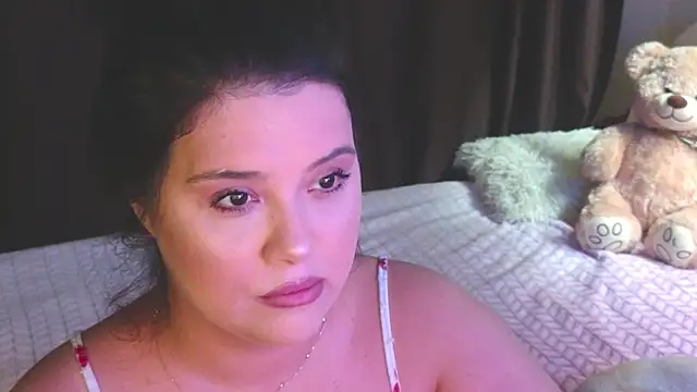 Snapshot of Malika_uAngel chatting on 07-12-26, 08:55 Malika uAngel online show from 07-12-26, 08:55