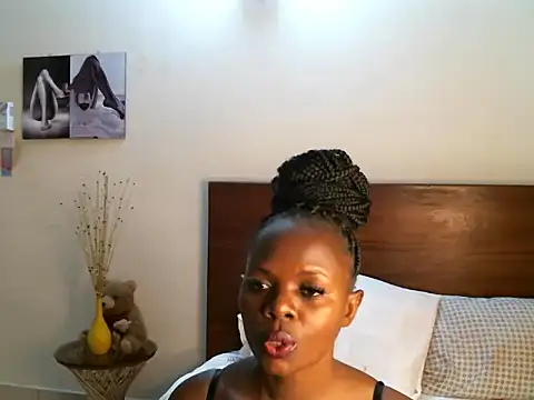 Snapshot of pay_tience chatting on 05-16-26, 10:36 pay tience online show from 05-16-26, 10:36
