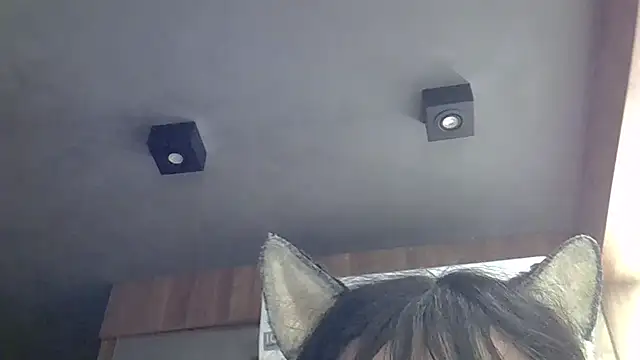Skinny-Kitten online show from 05-20-26, 02:29