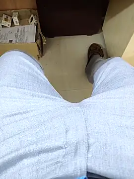 adicma123 online show from 04-06-26, 06:47