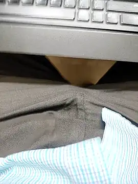 adicma123 online show from 04-10-26, 06:51