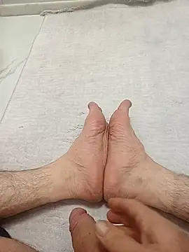 Hardapple01 online show from 03-16-26, 03:49