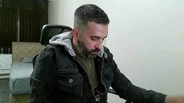 tgltplsr online show from 04-11-26, 01:54