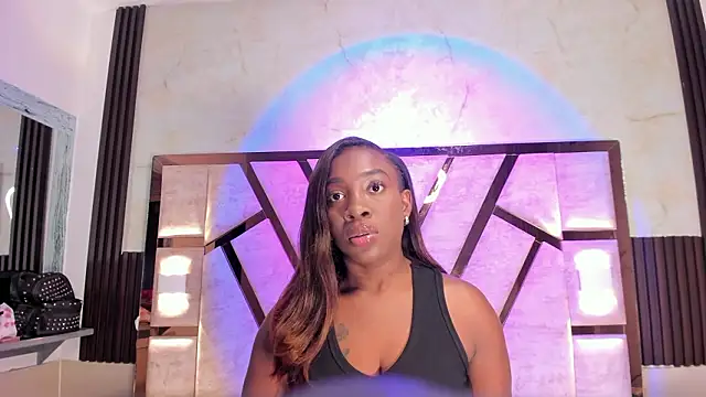 Snapshot of Athenea_Mills chatting on 03-30-26, 06:53 Athenea Mills online show from 03-30-26, 06:53