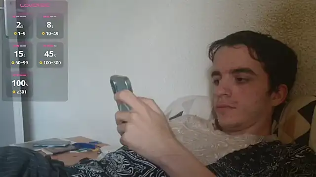 Tombgy07 online show from 06-10-26, 12:04