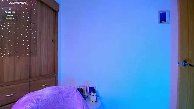 Snapshot of tati_cardenas chatting on 05-30-26, 05:04 tati cardenas online show from 05-30-26, 05:04