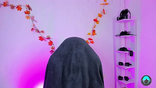 sofi elfqueen online show from 02-21-26, 11:39