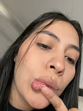 Sophie  Foxxx online show from 03-26-26, 04:34