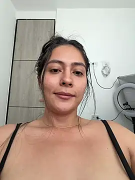 Sophie  Foxxx online show from 05-17-26, 02:35
