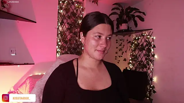 Snapshot of kisstarxxx chatting on 07-02-26, 03:23 kisstarxxx online show from 07-02-26, 03:23