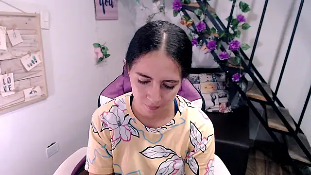 samantha baby  online show from 07-11-26, 07:05