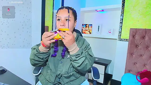 Charis 21 online show from 09-23-25, 04:04