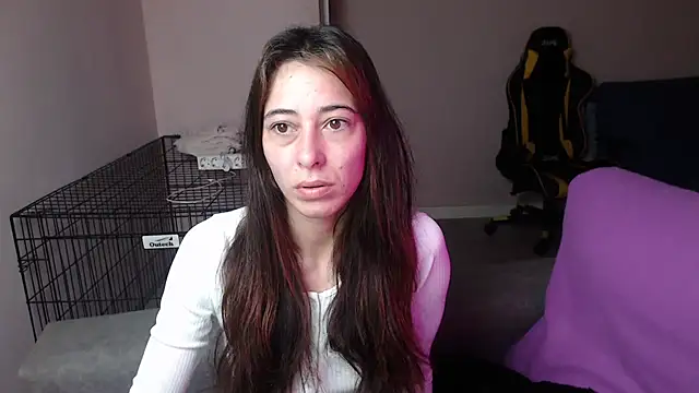 Snapshot of Sofiasweetsecret chatting on 05-08-26, 03:56 Sofiasweetsecret online show from 05-08-26, 03:56