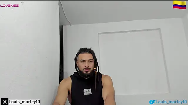 Snapshot of Louis_marley__ chatting on 04-01-26, 11:13 Louis marley online show from 04-01-26, 11:13