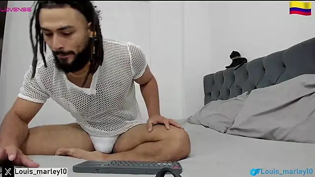 Snapshot of Louis_marley__ chatting on 04-09-26, 05:29 Louis marley online show from 04-09-26, 05:29