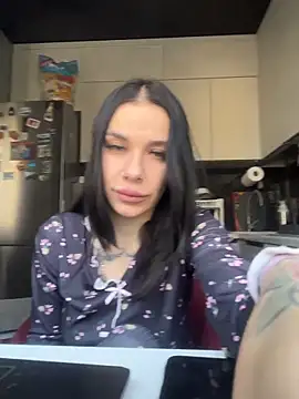 Queen of pain online show from 03-10-26, 06:51