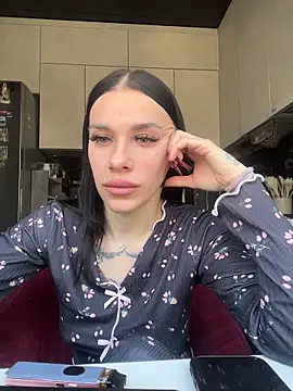 Queen of pain online show from 03-11-26, 07:25