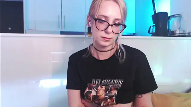 welliza online show from 05-18-26, 04:07