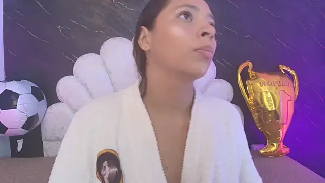  MiaBrown  online show from 06-26-26, 12:09