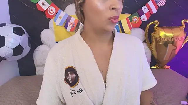  MiaBrown  online show from 07-10-26, 12:08