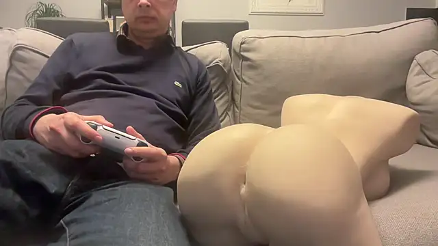 freddy0222222 online show from 03-16-26, 08:02