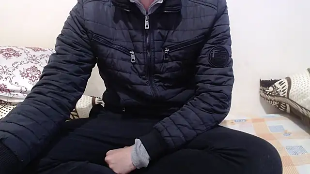 Snapshot of Alexdelarge323 chatting on 01-12-26, 10:31 Alexdelarge323 online show from 01-12-26, 10:31