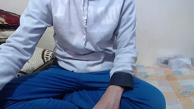 Snapshot of Alexdelarge323 chatting on 02-07-26, 10:41 Alexdelarge323 online show from 02-07-26, 10:41