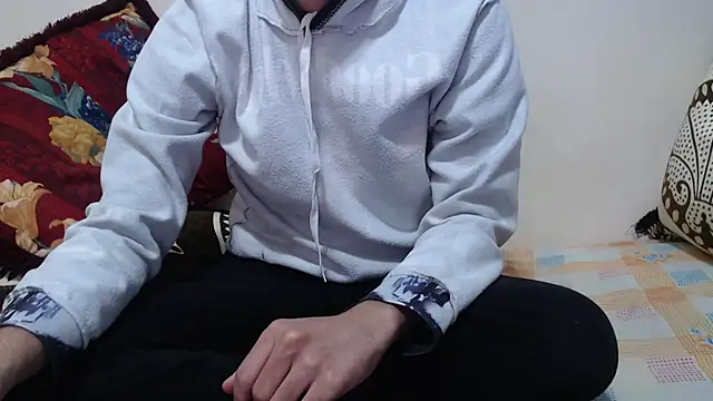 Snapshot of Alexdelarge323 chatting on 02-14-26, 11:18 Alexdelarge323 online show from 02-14-26, 11:18