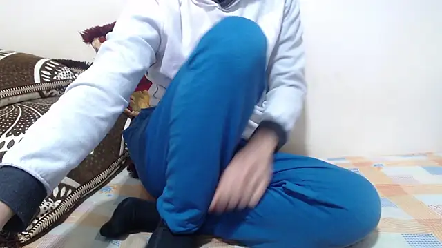 Snapshot of Alexdelarge323 chatting on 03-07-26, 01:41 Alexdelarge323 online show from 03-07-26, 01:41