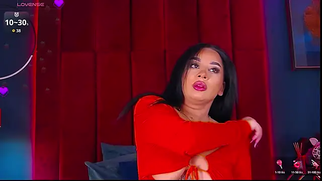 MadyLuxxx online show from 10-28-25, 07:49