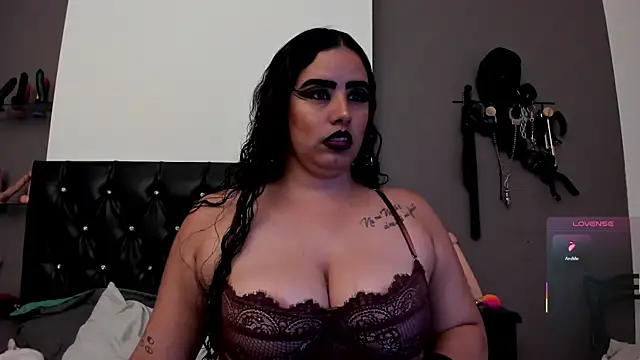 MariaGaitan online show from 11-02-25, 07:05