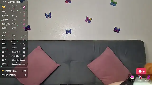 Snapshot of Aniha_ chatting on 12-20-24, 07:55 Aniha online show from 12-20-24, 07:55