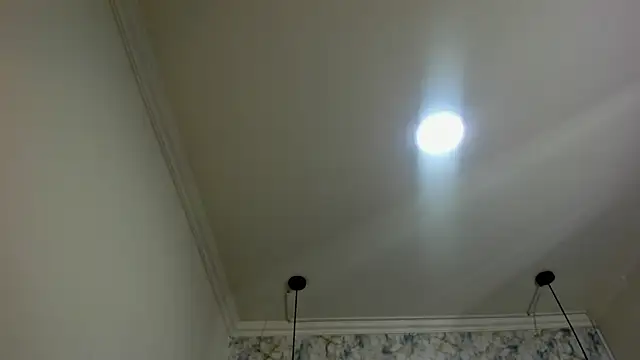nalalye cruzz  online show from 05-06-26, 02:40
