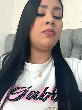 Luisa Fernandaa online show from 10-16-25, 12:11