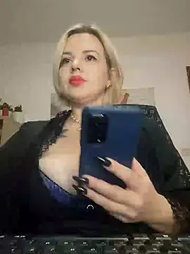 Ladykaos online show from 12-28-24, 04:30