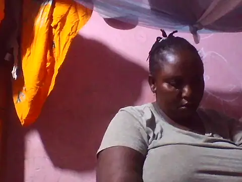 Snapshot of big_clits chatting on 04-07-26, 09:37 big clits online show from 04-07-26, 09:37