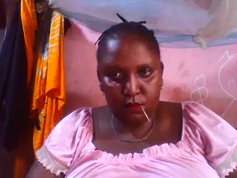 Snapshot of big_clits chatting on 04-10-26, 11:59 big clits online show from 04-10-26, 11:59