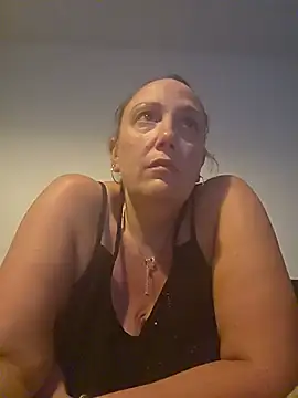 Wisie Cutie online show from 05-30-26, 11:13