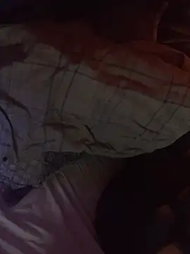 Snapshot of bugboy chatting on 02-14-26, 05:15 bugboy online show from 02-14-26, 05:15