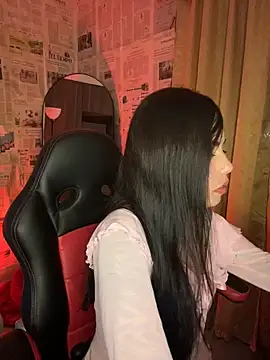 i am nina  online show from 03-18-26, 02:58