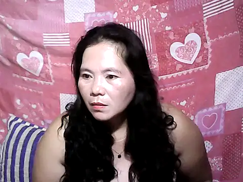 Cutehornywetmom online show from 06-07-26, 02:32
