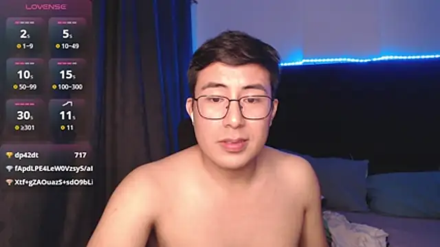 andrewmhilton  online show from 04-11-26, 07:45