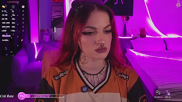 Snapshot of BratzieDarsie chatting on 07-19-26, 01:48 BratzieDarsie online show from 07-19-26, 01:48