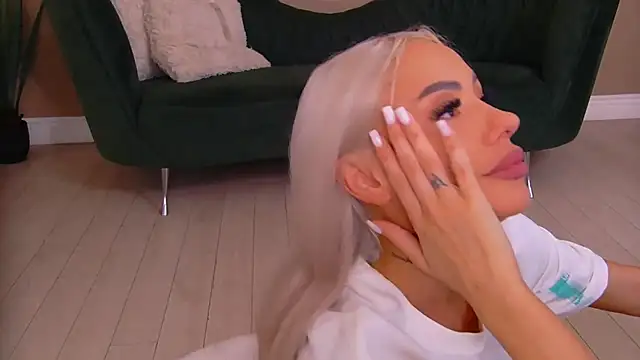 Bailey Rush online show from 03-27-26, 06:40