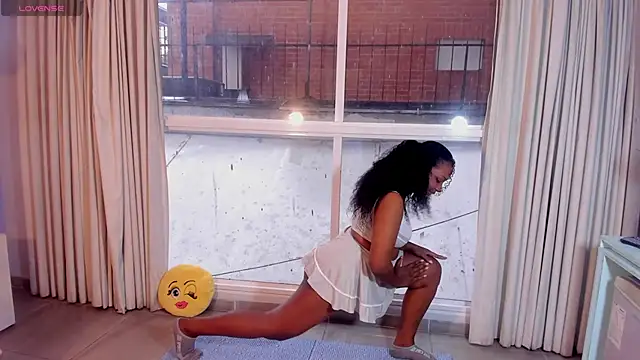 ElizabethBell  online show from 02-01-26, 10:08