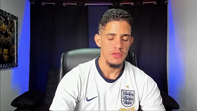 jhonnysnow17 online show from 03-22-26, 06:44