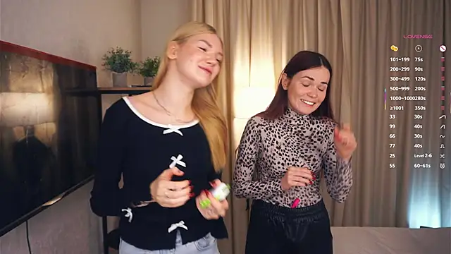 EllenReeves online show from 11-08-25, 06:13