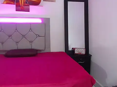 sofia collenx online show from 02-06-26, 10:35