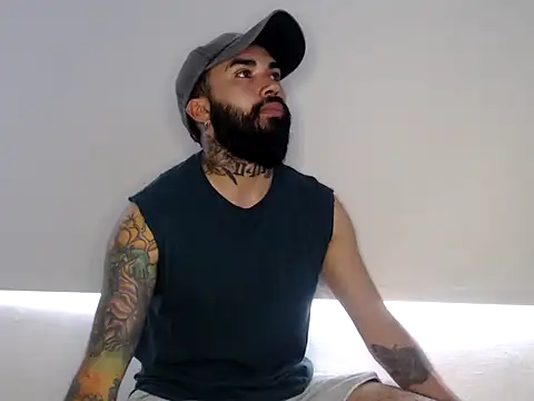 transgenderboy online show from 05-28-26, 04:48